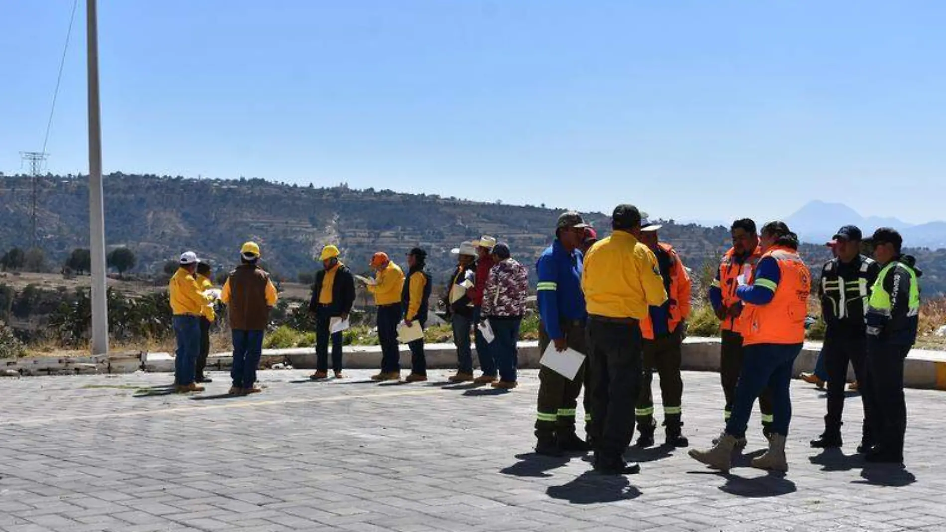 Brigada incendios Terrenate (2)